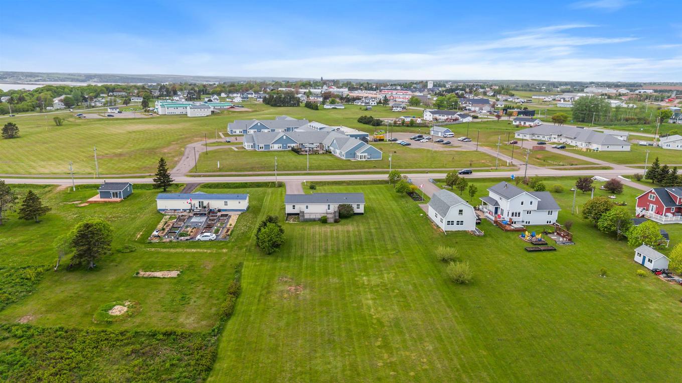 19 Macphee Avenue, Souris, PE