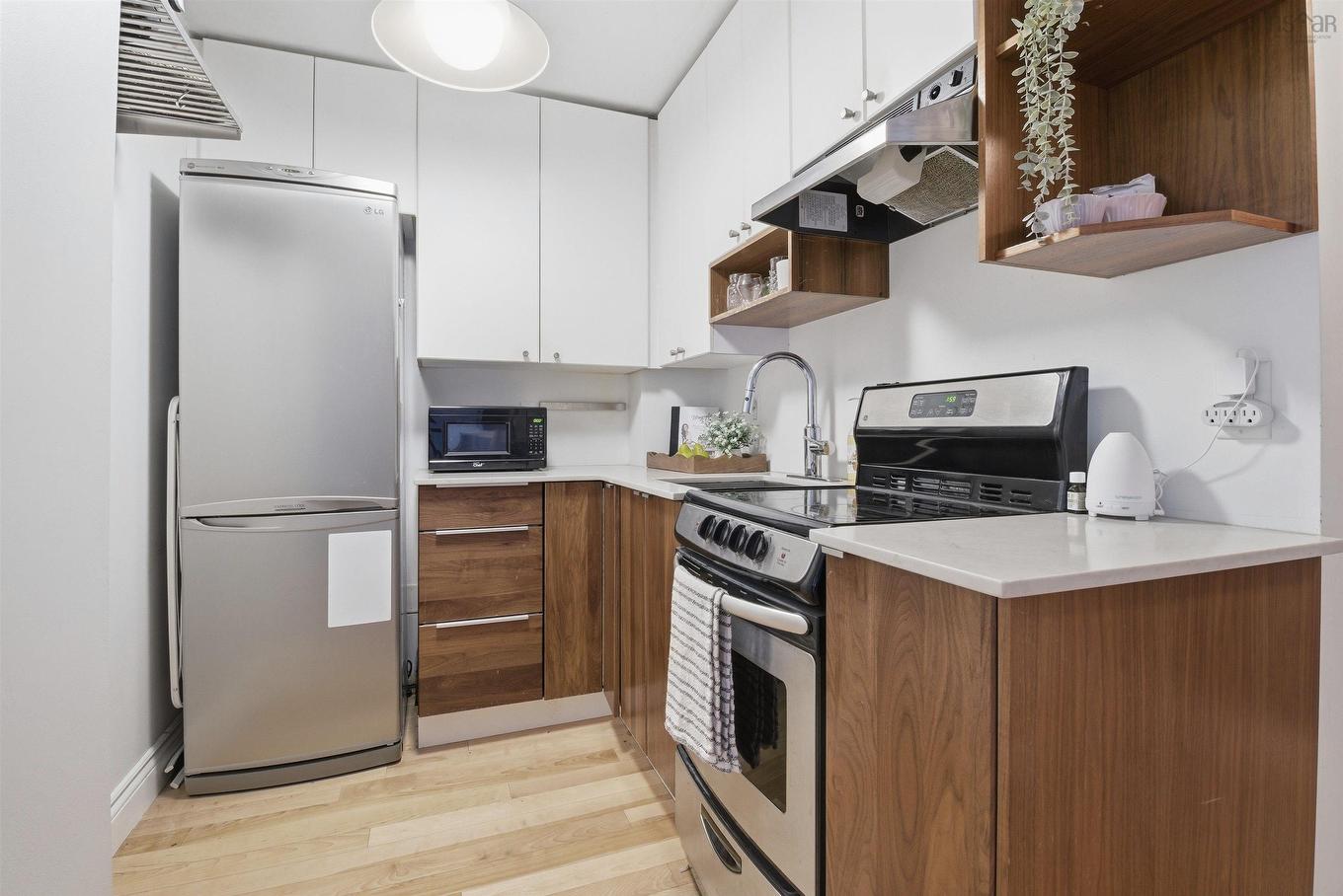 806 5959 Spring Garden Road, Halifax, NS