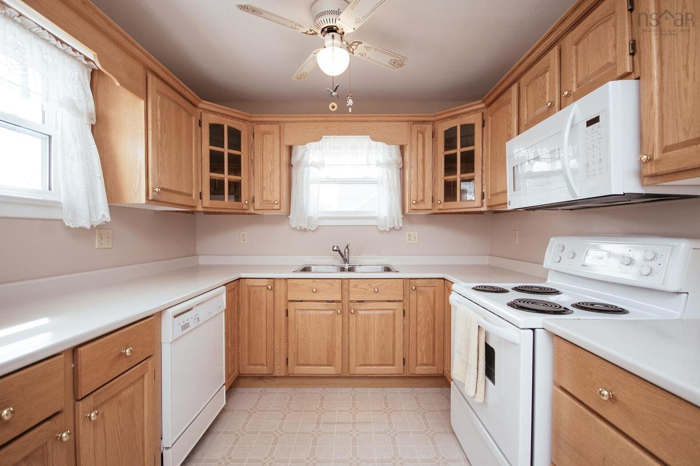 2879 Ralph Devlin Drive, Halifax, NS