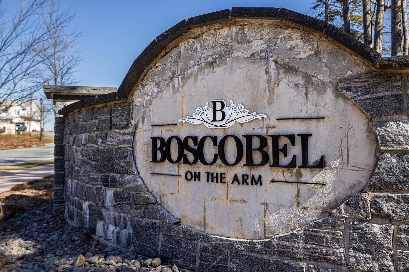 61 Hearthwood Crescent, Halifax, NS