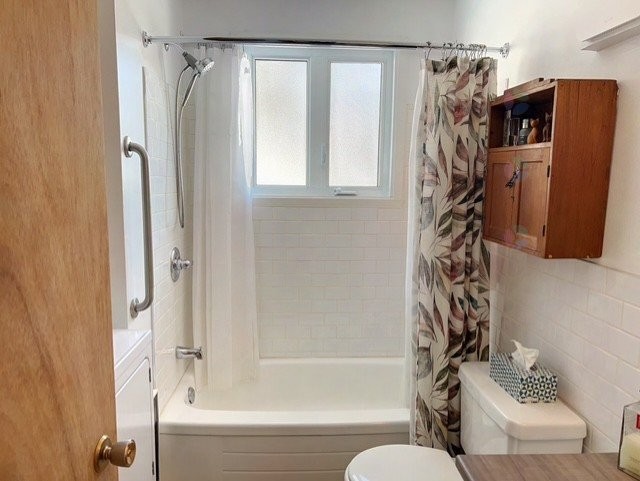 Bathroom - 3 Rue Du Beau-Pré, Matapédia, QC - Indoor Photo Showing Bathroom