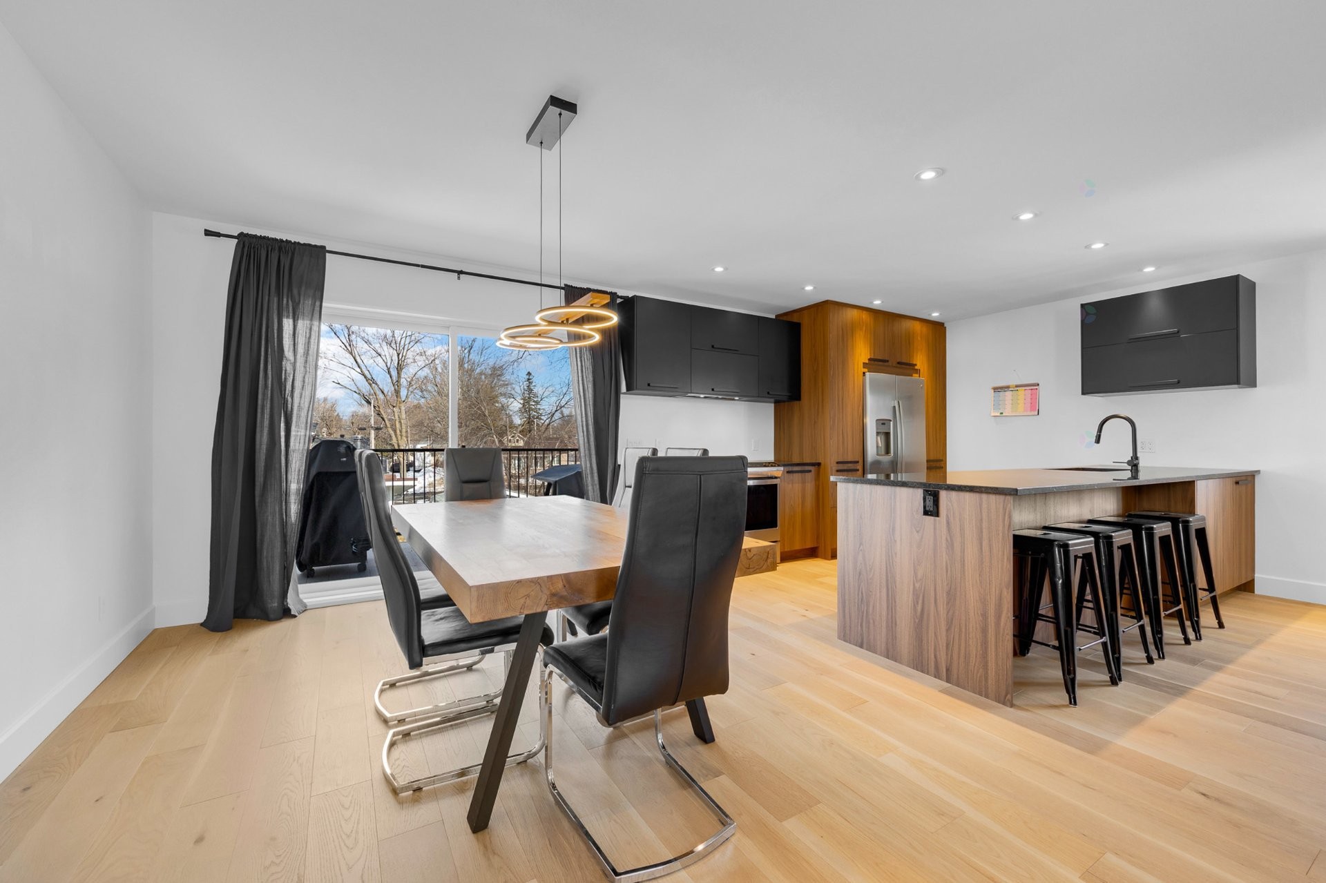 Dining Room - 1559 53E Avenue, Laval (Laval-Ouest), QC - Indoor Photo Showing Other Room