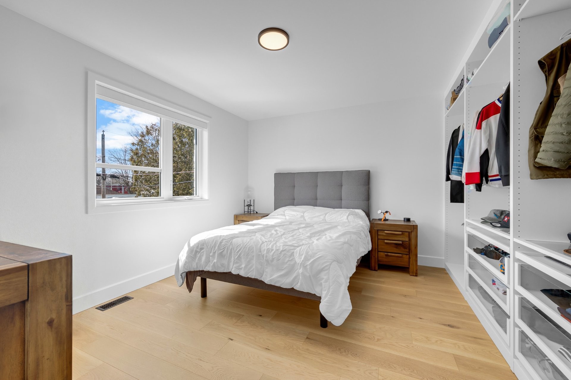 Master Bedroom - 1559 53E Avenue, Laval (Laval-Ouest), QC - Indoor Photo Showing Bedroom