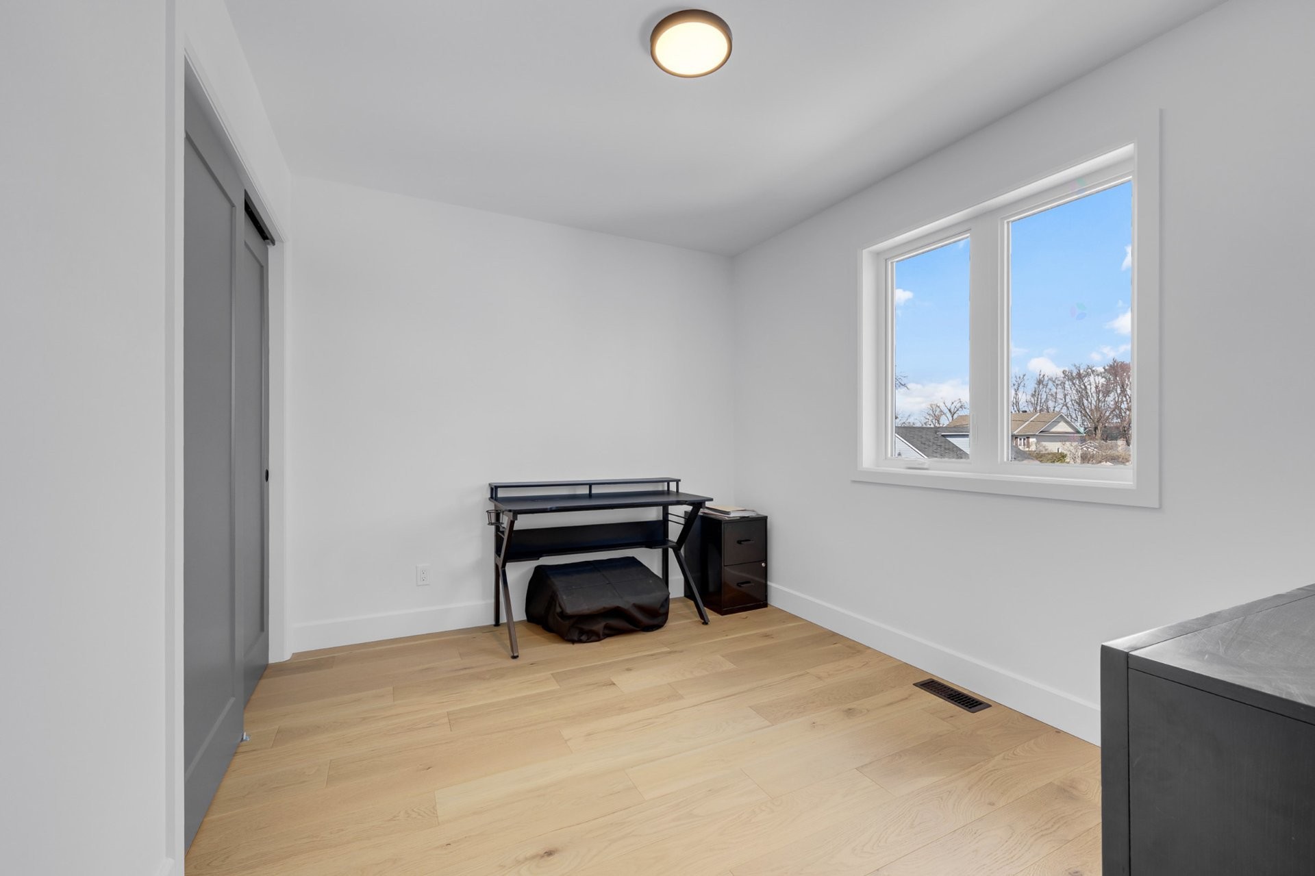 Bedroom - 1559 53E Avenue, Laval (Laval-Ouest), QC - Indoor Photo Showing Other Room