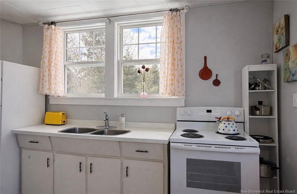 1853 Schryer, Bathurst, NB