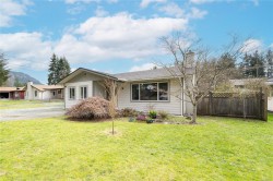 1816 Deborah Dr Duncan, BC V9L 5B4