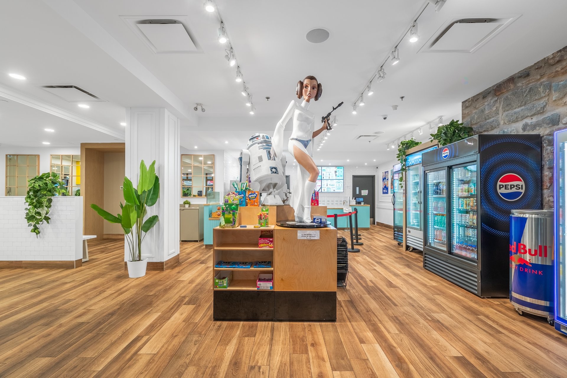 Commerce - 1015 Rue St-Jean, Québec (La Cité-Limoilou), QC - Indoor Photo Showing Other Room