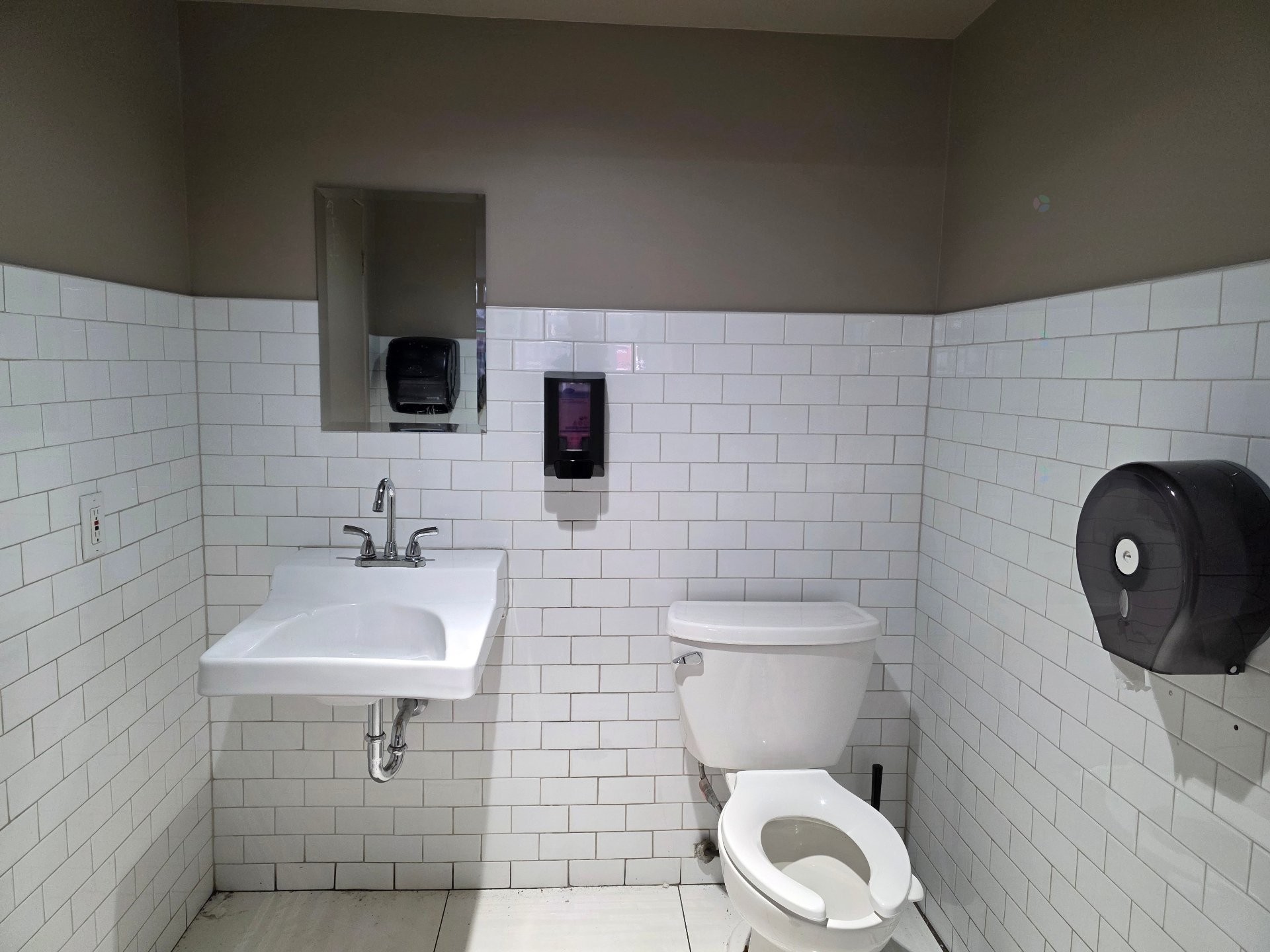 Rangement - 1015 Rue St-Jean, Québec (La Cité-Limoilou), QC - Indoor Photo Showing Bathroom