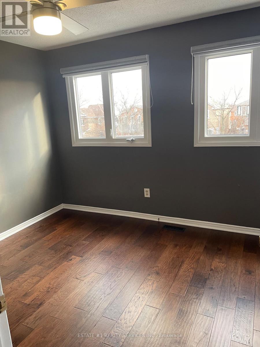 2943 Gulfstream Way, Mississauga, ON - Indoor Photo Showing Other Room