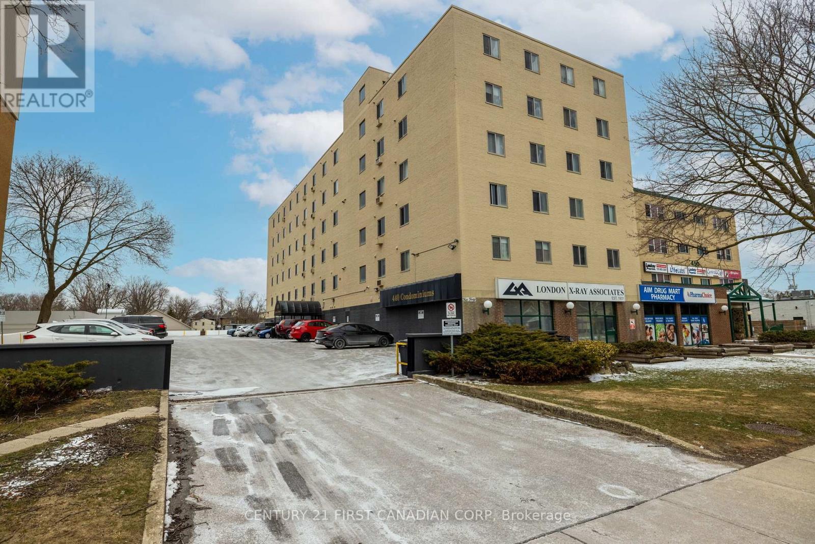 405 - 440 Central Avenue, London East (East F), ON - Outdoor