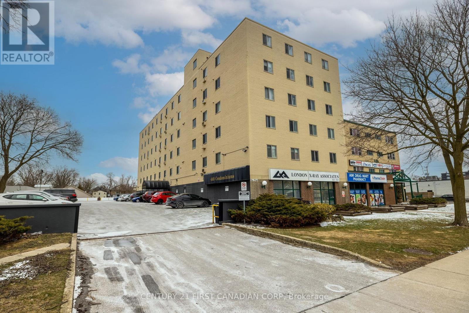 405 - 440 Central Avenue, London East (East F), ON - Outdoor