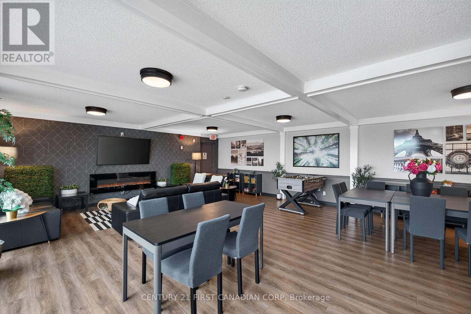 405 - 440 Central Avenue, London East (East F), ON - Indoor Photo Showing Dining Room