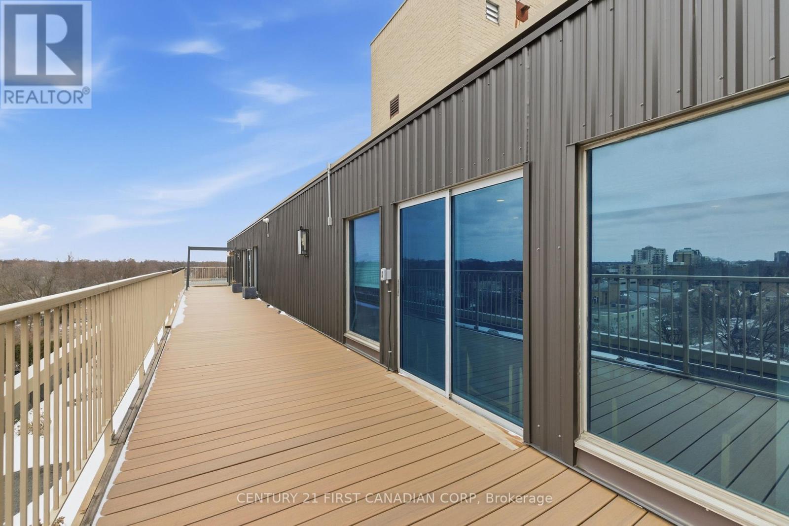405 - 440 Central Avenue, London East (East F), ON - Outdoor With Deck Patio Veranda With Exterior