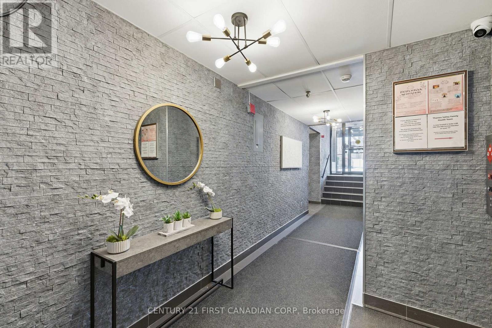 405 - 440 Central Avenue, London East (East F), ON - Indoor Photo Showing Other Room