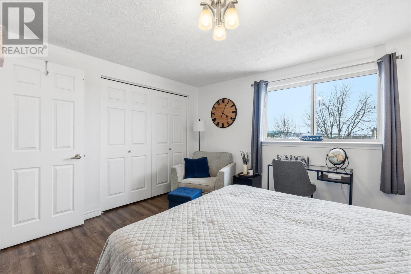 146 Bennett Street E, Goderich (Goderich (Town)), ON - Indoor Photo Showing Bedroom