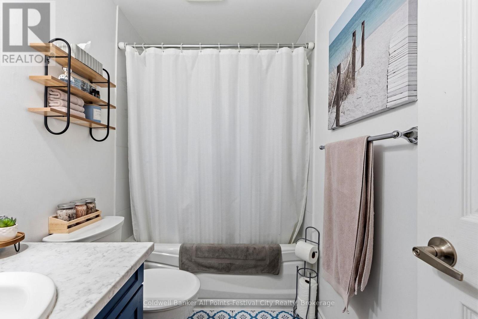 146 Bennett Street E, Goderich (Goderich (Town)), ON - Indoor Photo Showing Bathroom