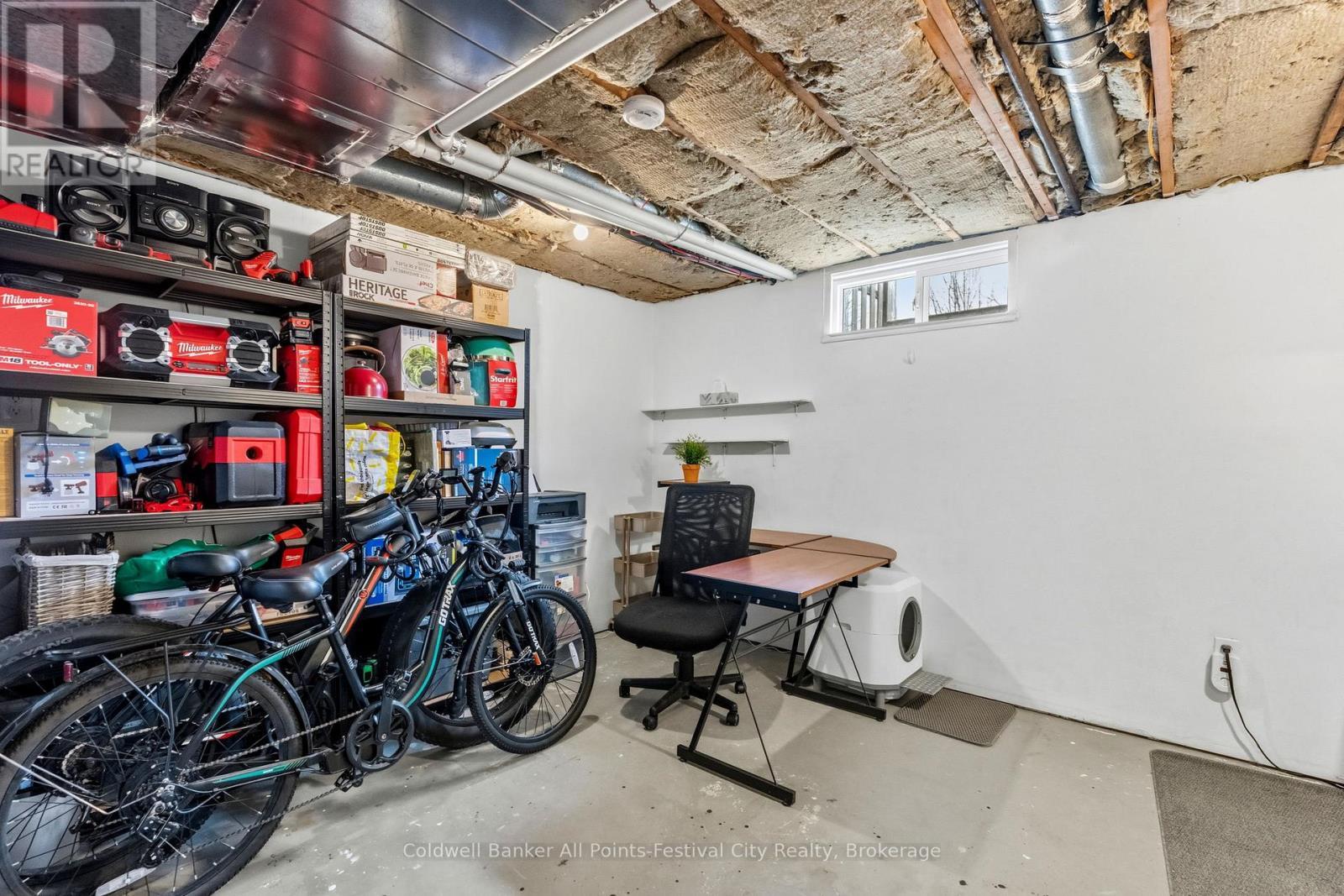 146 Bennett Street E, Goderich (Goderich (Town)), ON - Indoor