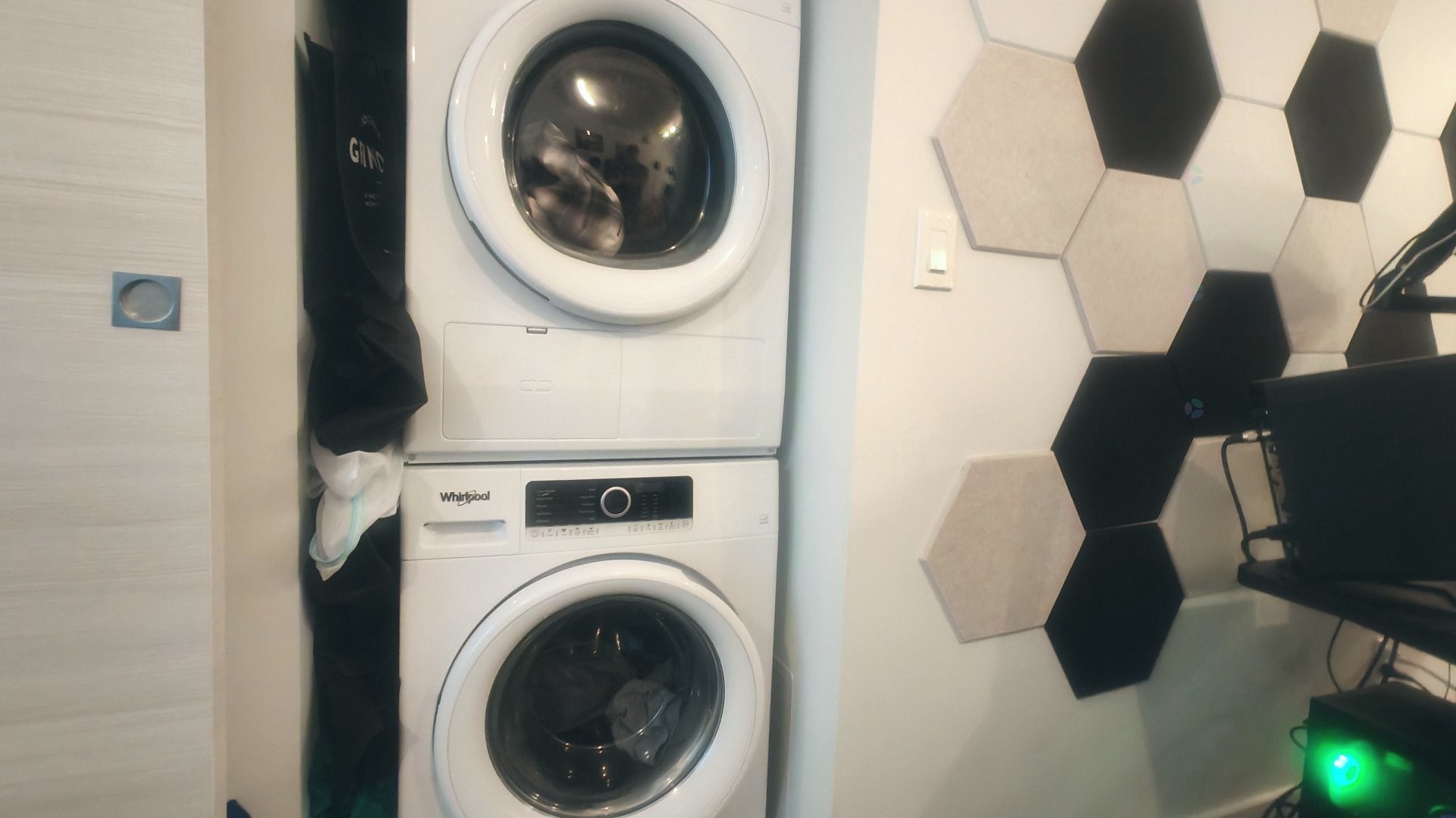 Salle de lavage - 2307-1400 Boul. René-Lévesque O., Montréal (Ville-Marie), QC - Indoor Photo Showing Laundry Room