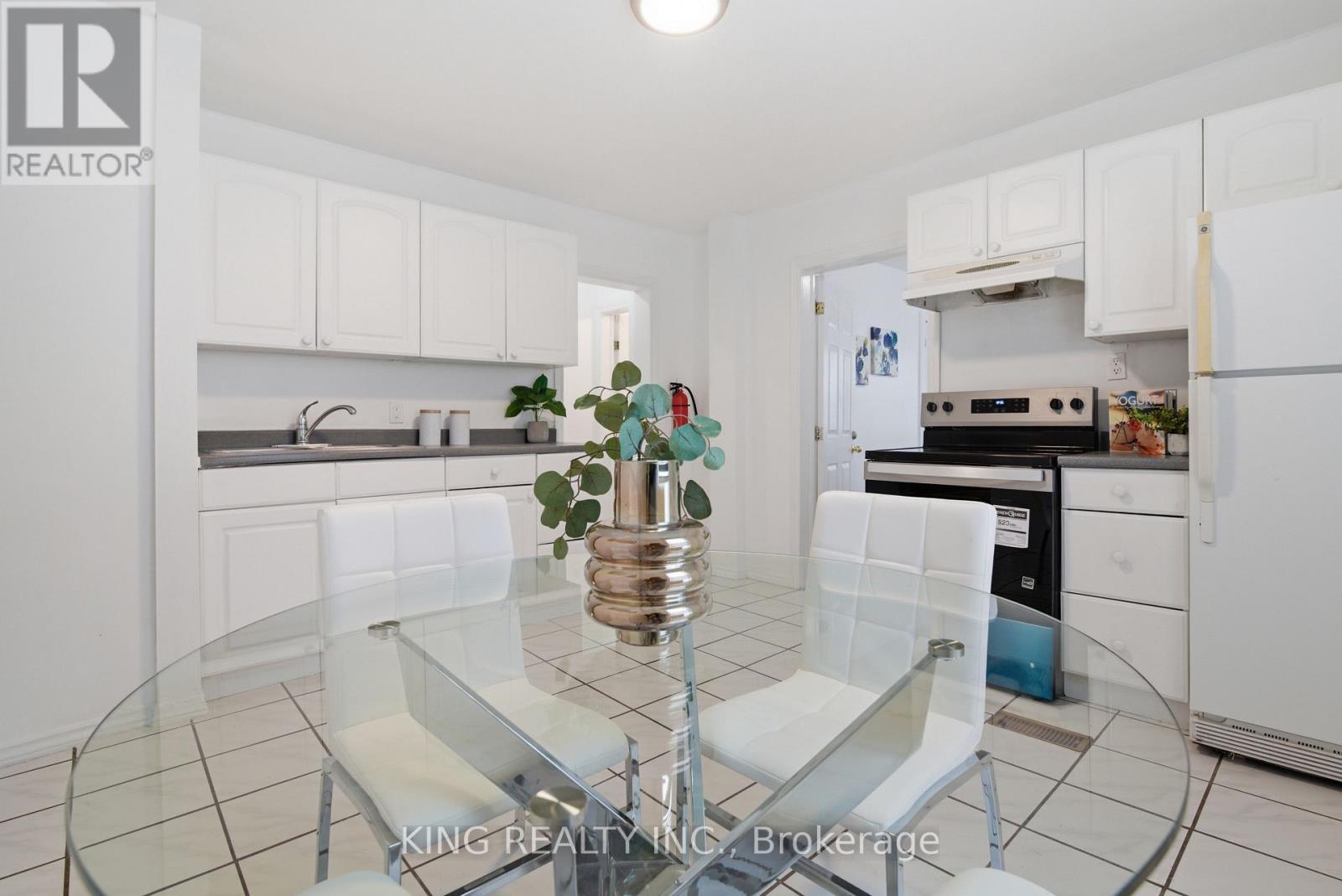 93 Water Street S, Cambridge, ON - Indoor Photo Showing Kitchen