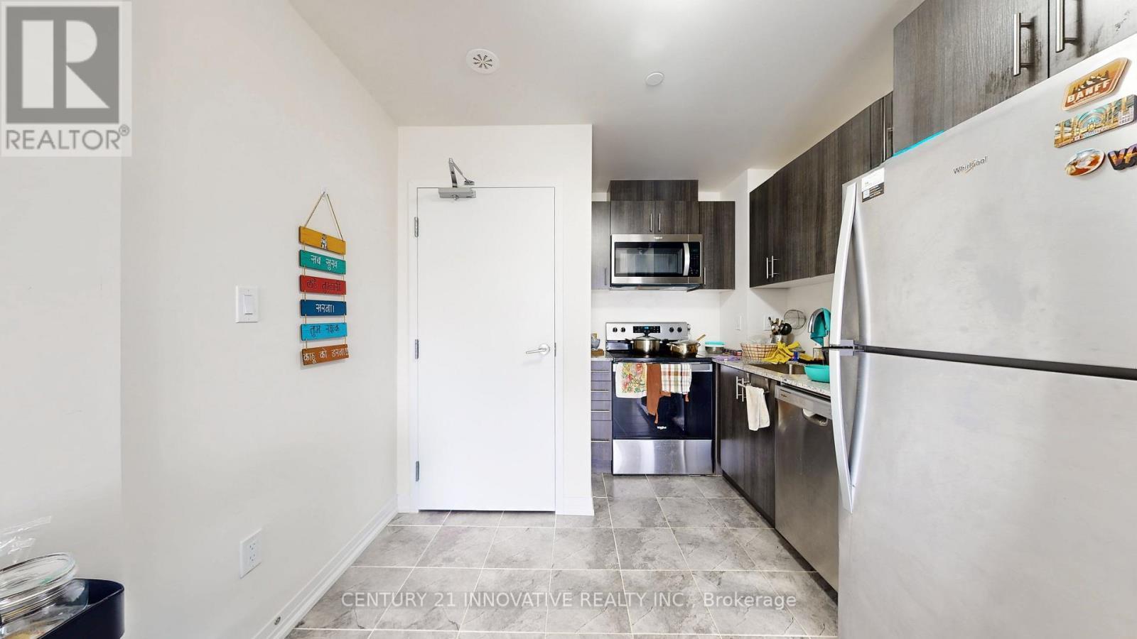43 - 30 Liben Way, Toronto, ON - Indoor Photo Showing Kitchen