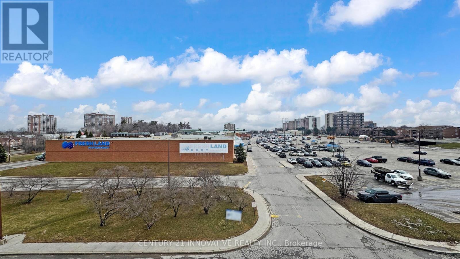 43 - 30 Liben Way, Toronto, ON - Outdoor With View