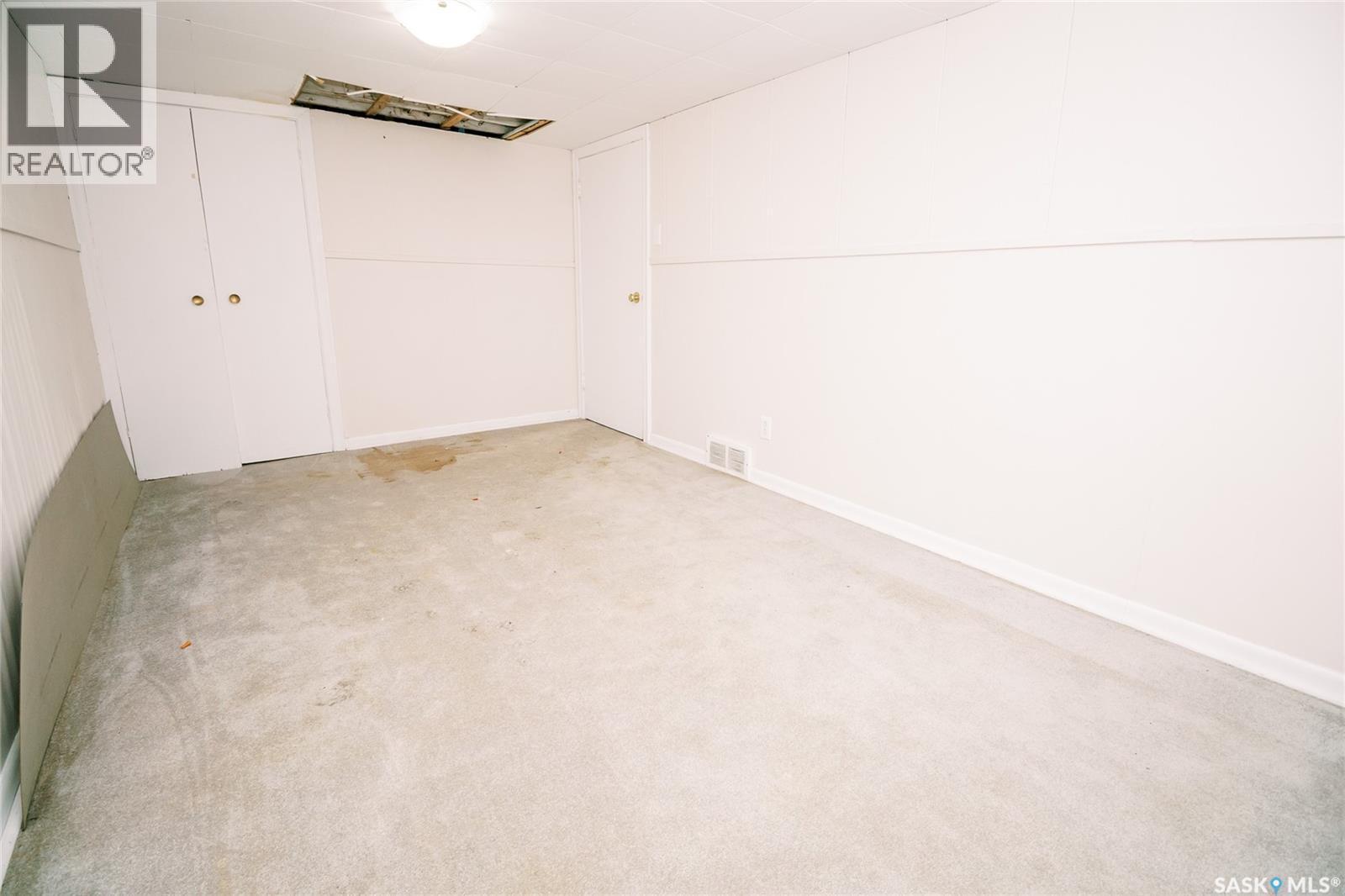 105 28Th Street, Saskatoon, SK - Indoor Photo Showing Other Room