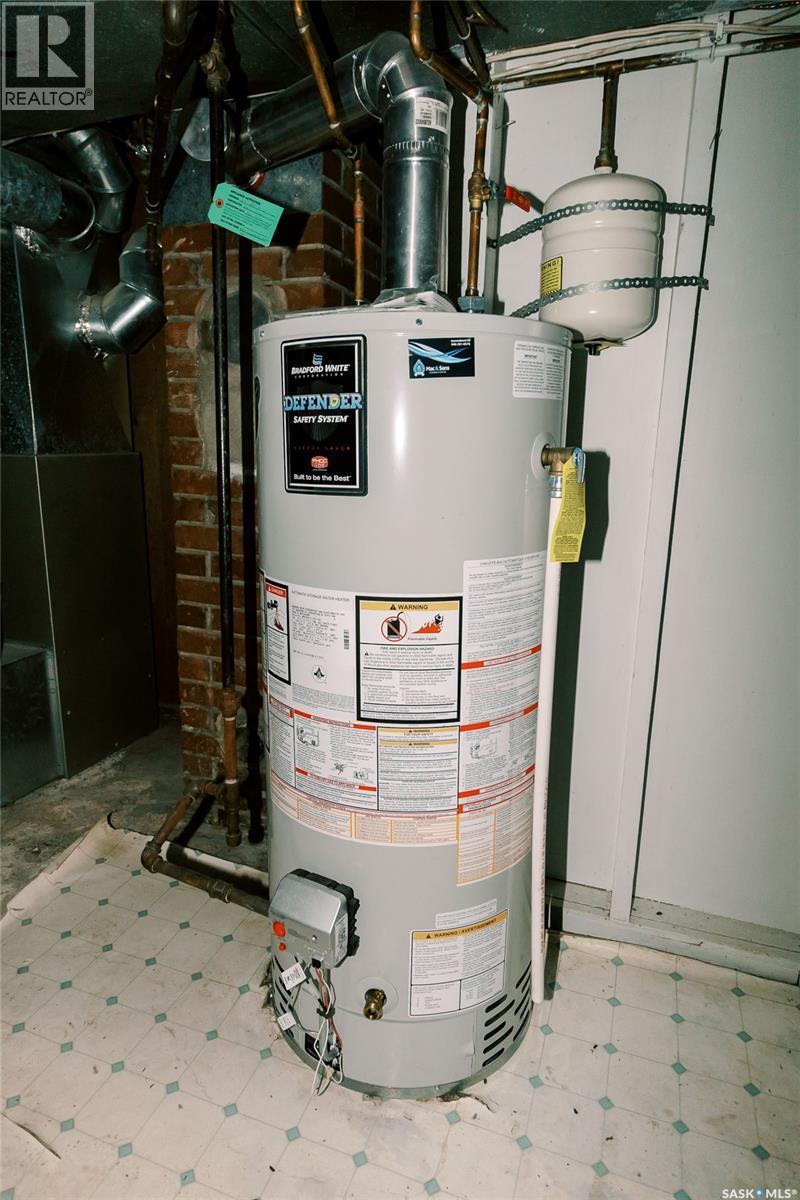 105 28Th Street, Saskatoon, SK - Indoor Photo Showing Basement