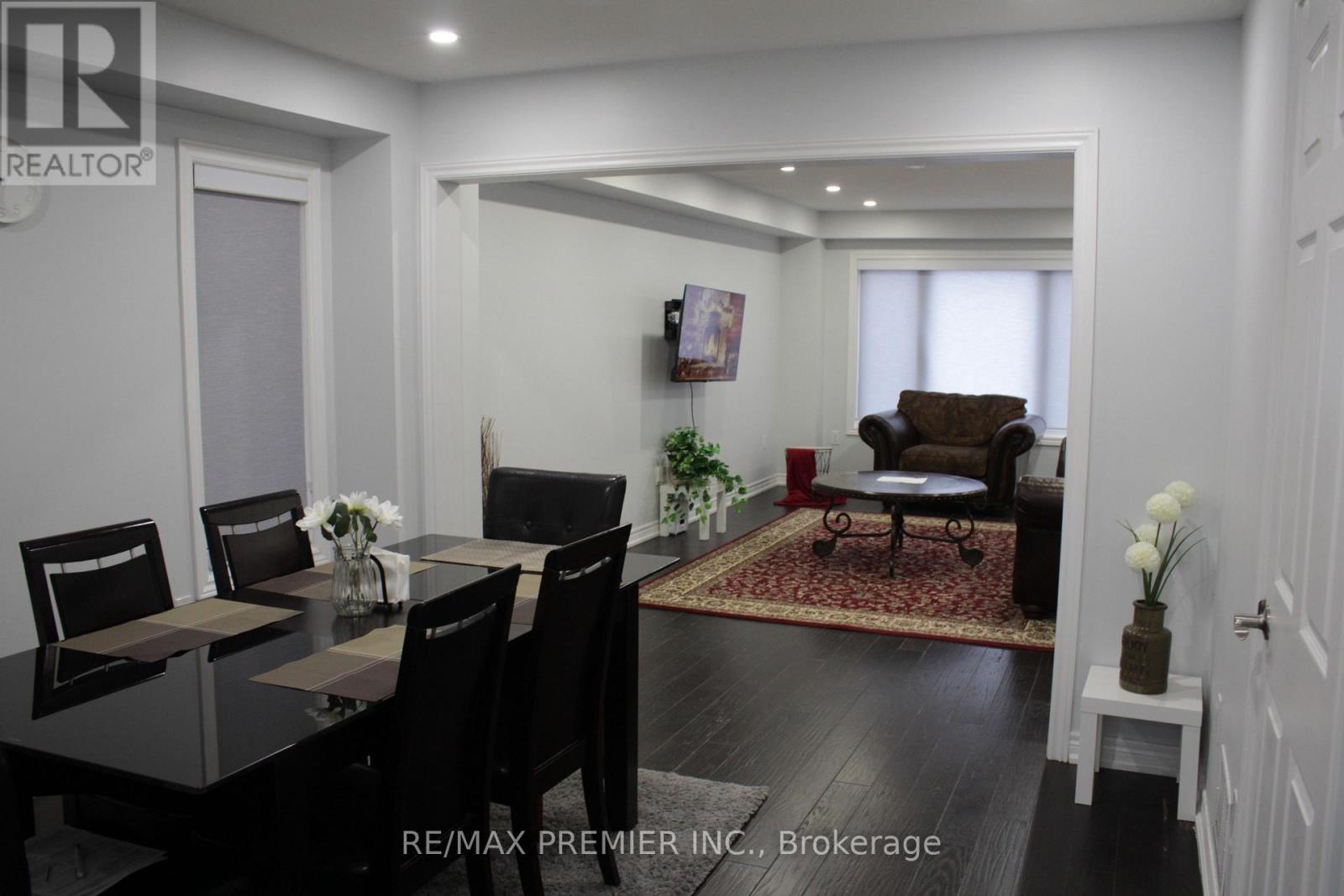 51 Mullholland Avenue, Cambridge, ON - Indoor