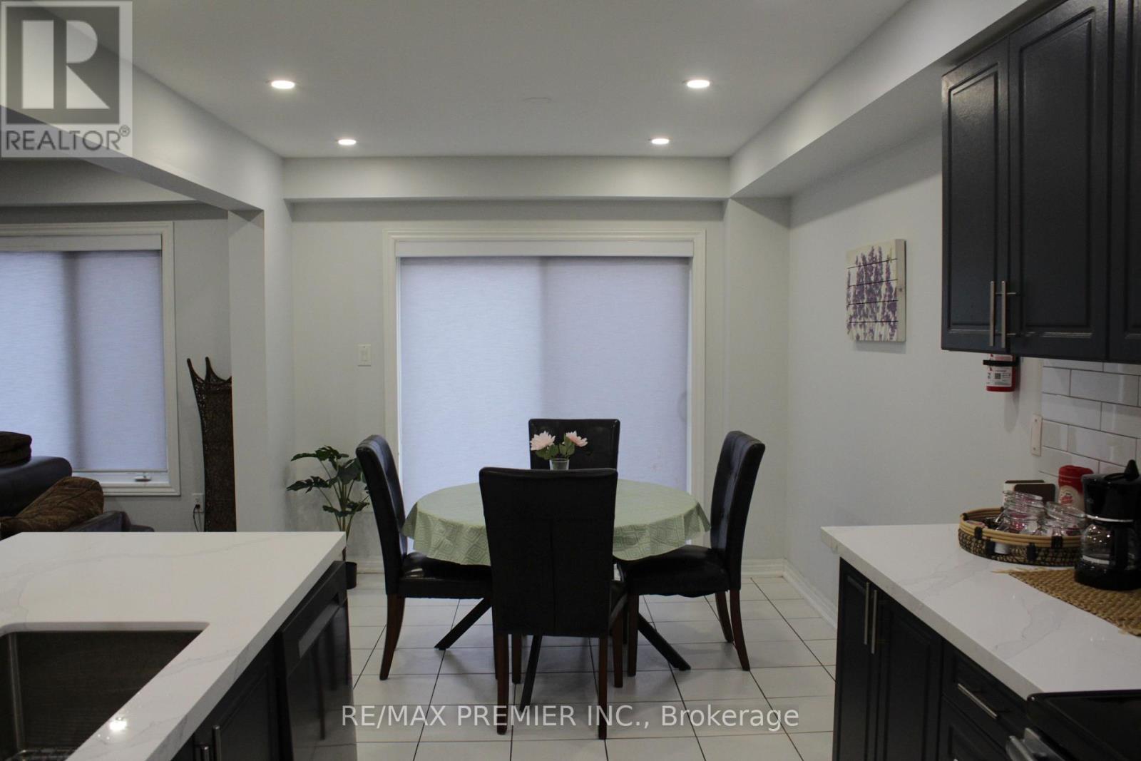 51 Mullholland Avenue, Cambridge, ON - Indoor