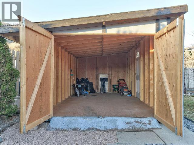 1334 Hook Drive, Kamloops, BC - Indoor