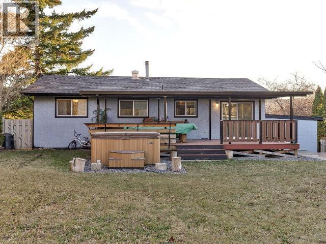 1334 Hook Drive, Kamloops, BC - Outdoor With Deck Patio Veranda