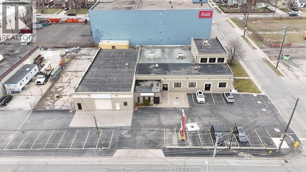 261 Shepherd, Windsor, ON