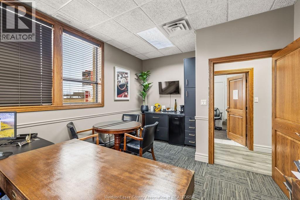 261 Shepherd, Windsor, ON