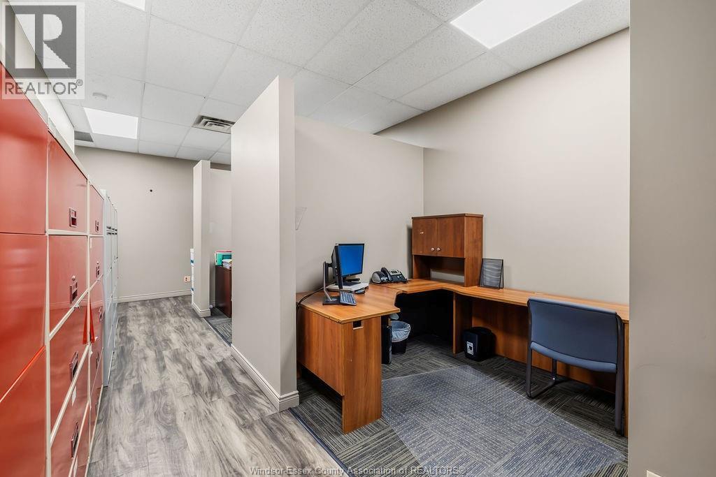 261 Shepherd, Windsor, ON