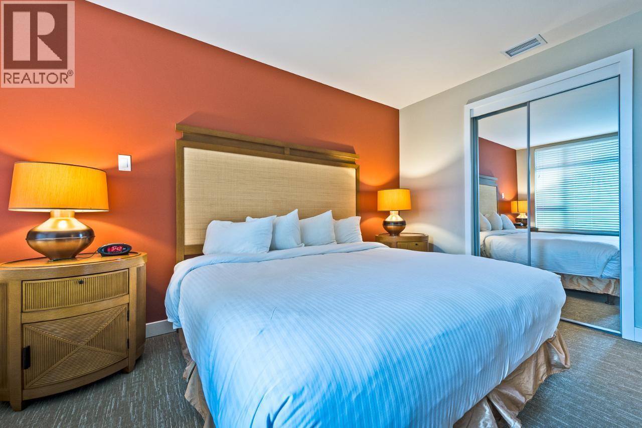 15 Park Place Unit# 430, Osoyoos, BC - Indoor Photo Showing Bedroom