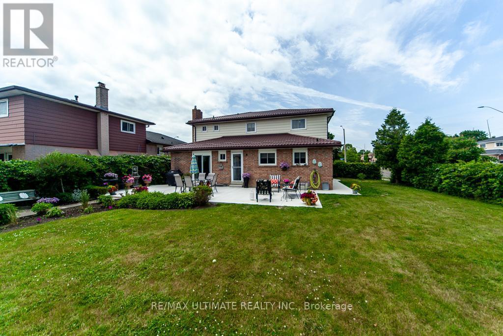 2589 Trident Avenue, Mississauga, ON - Outdoor