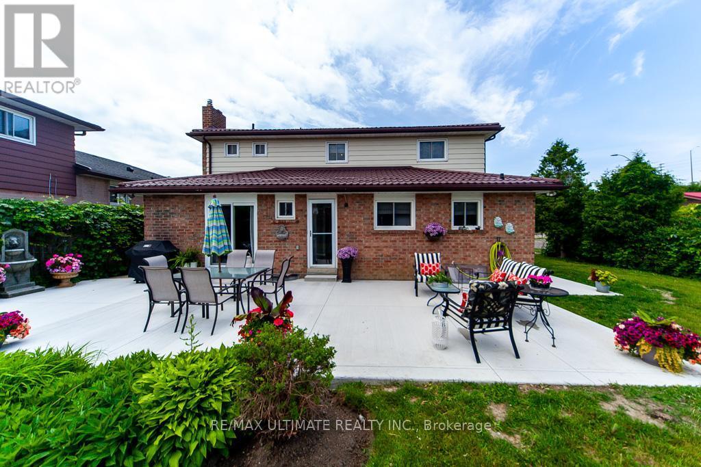2589 Trident Avenue, Mississauga, ON - Outdoor With Deck Patio Veranda