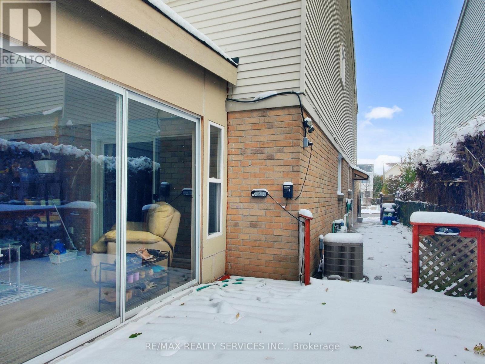 9 Malabar Crescent, Brampton, ON - Outdoor With Exterior