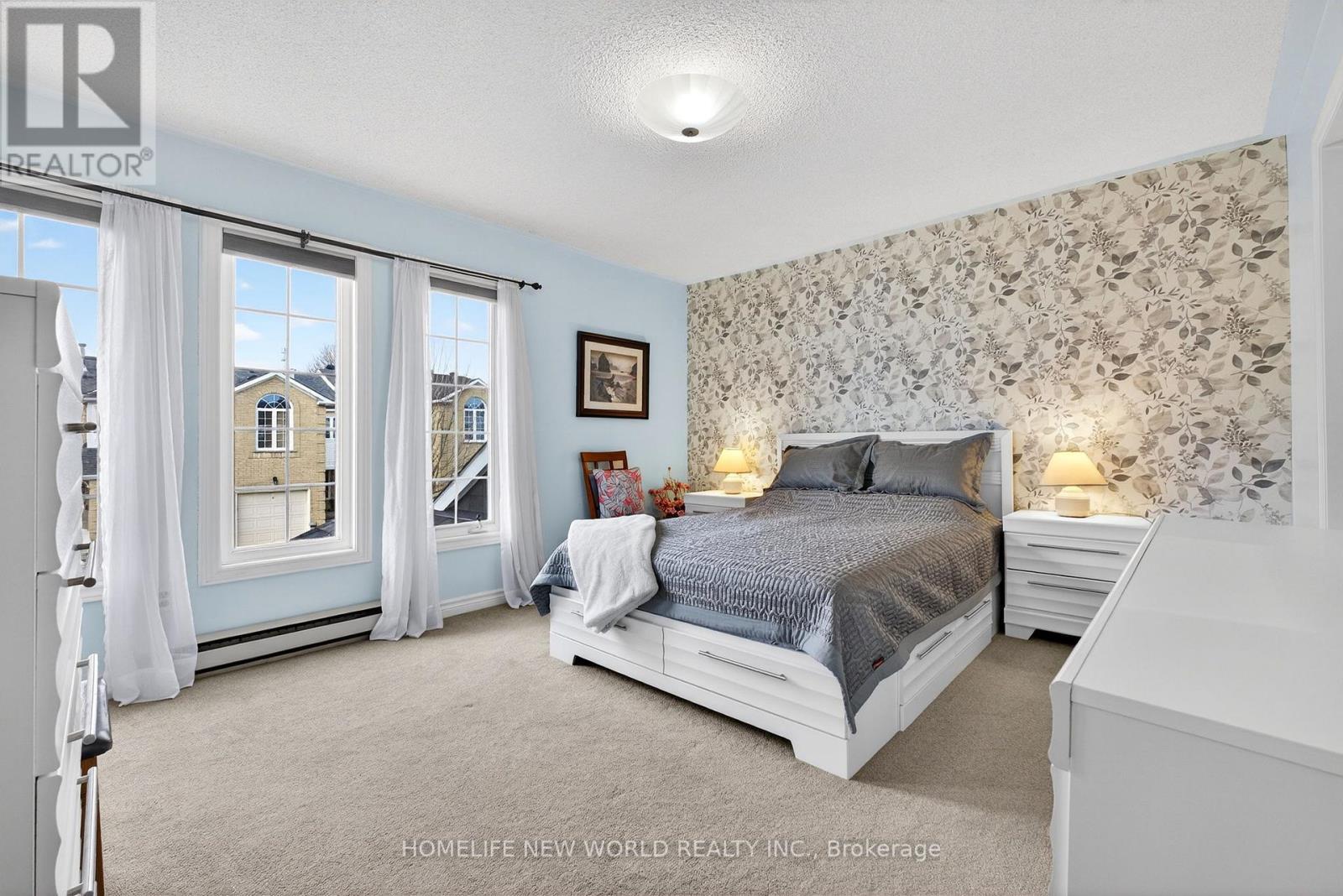 74 Heathcliffe Square, Brampton, ON - Indoor Photo Showing Bedroom