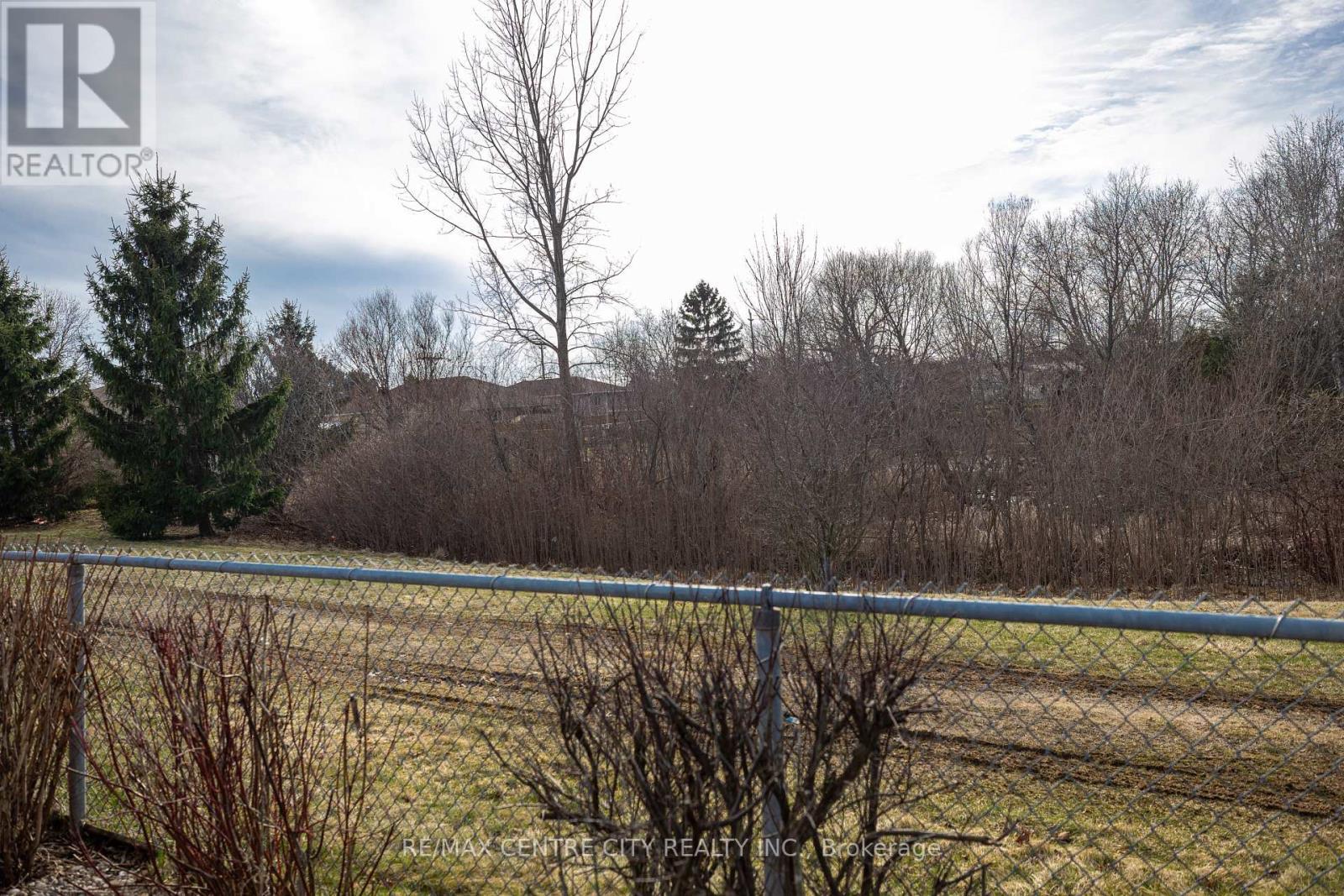 14 Juno Drive, St. Thomas, ON - Outdoor With View