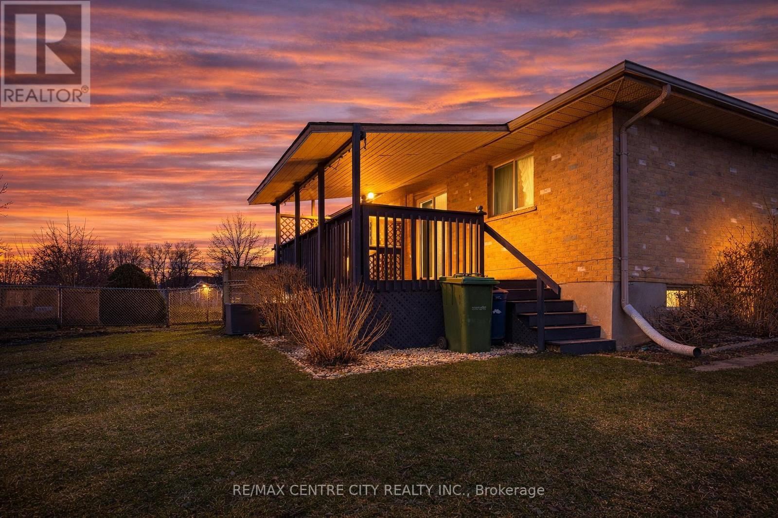 14 Juno Drive, St. Thomas, ON - Outdoor