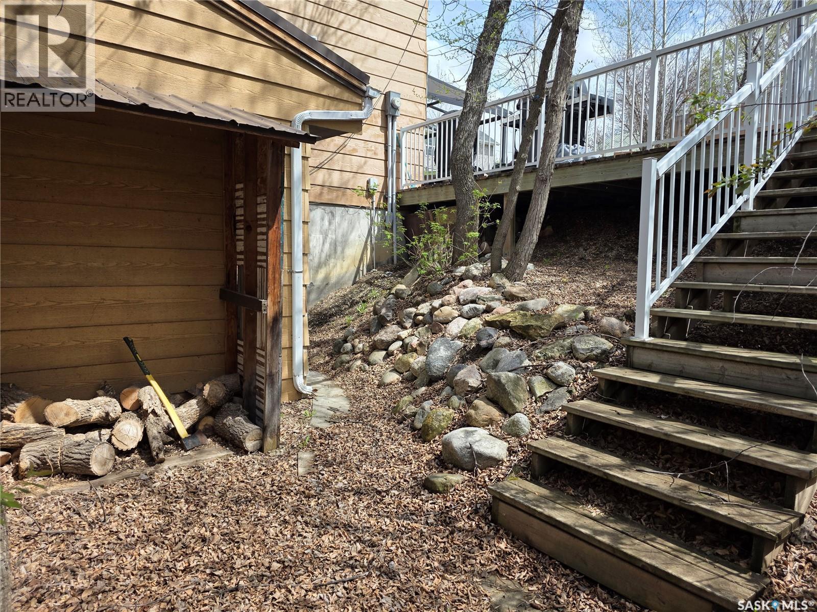 626 Jan Avenue, South Lake, SK - Outdoor