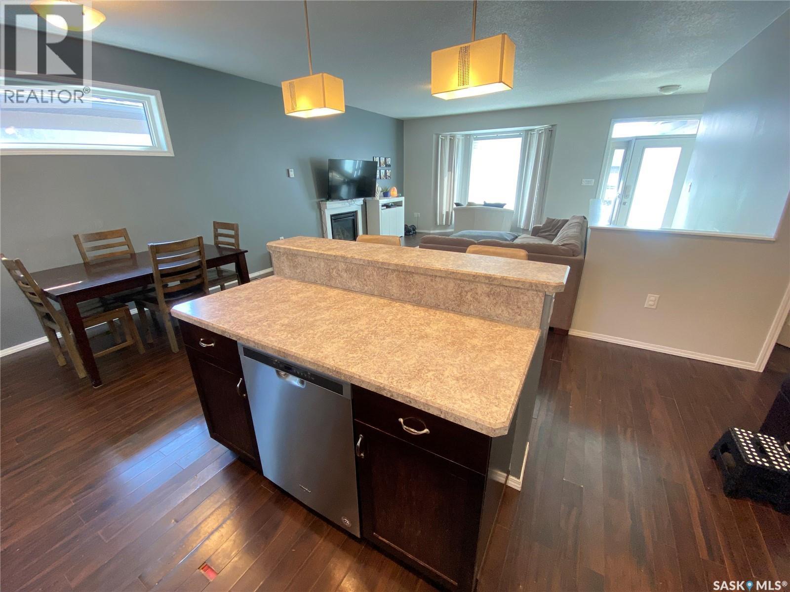 703 Barber Crescent, Weyburn, SK - Indoor