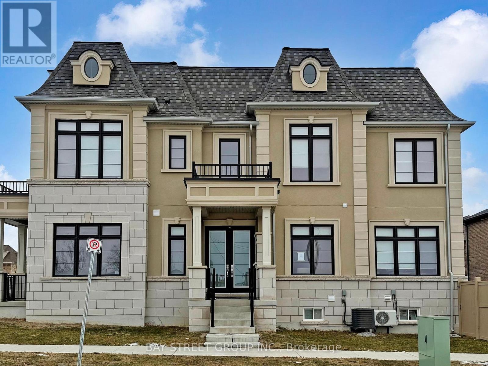 88 Harvey Bunker Crescent, Markham, ON - Outdoor With Facade