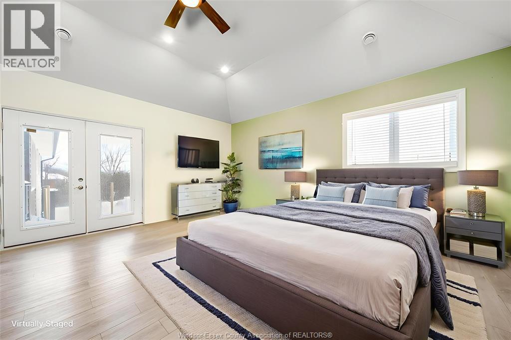 856 Talbot, Lakeshore, ON - Indoor Photo Showing Bedroom