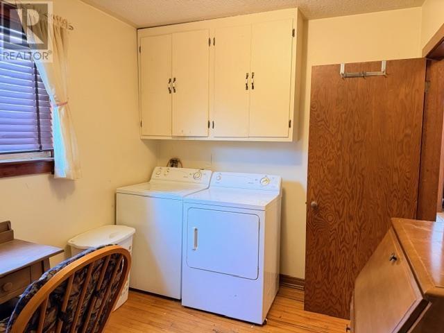 9 Warnock Rd, Iron Bridge, ON - Indoor Photo Showing Laundry Room