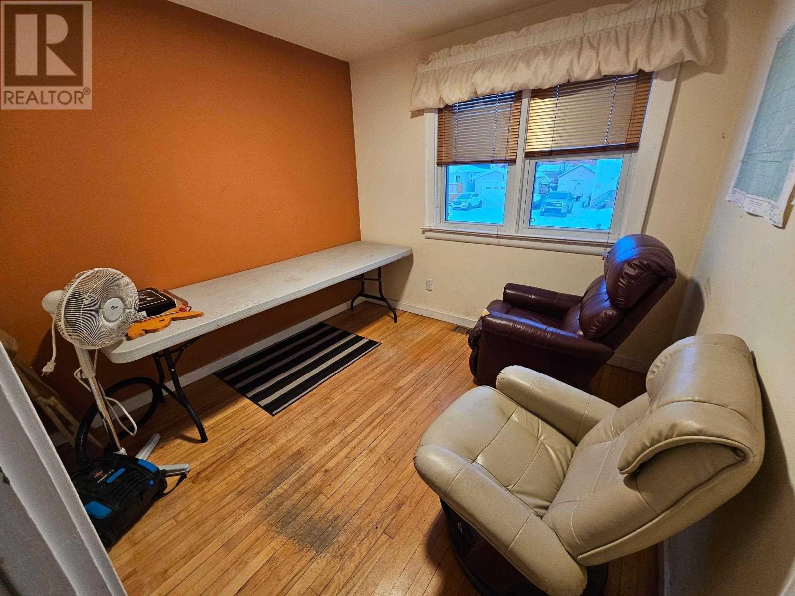 38 Third Ave, Wawa, ON - Indoor Photo Showing Other Room