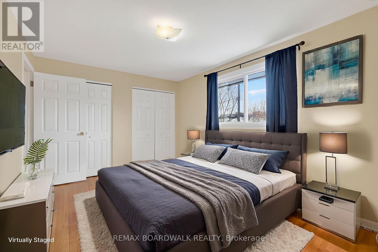 2666 Regina Street, Ottawa, ON - Indoor Photo Showing Bedroom