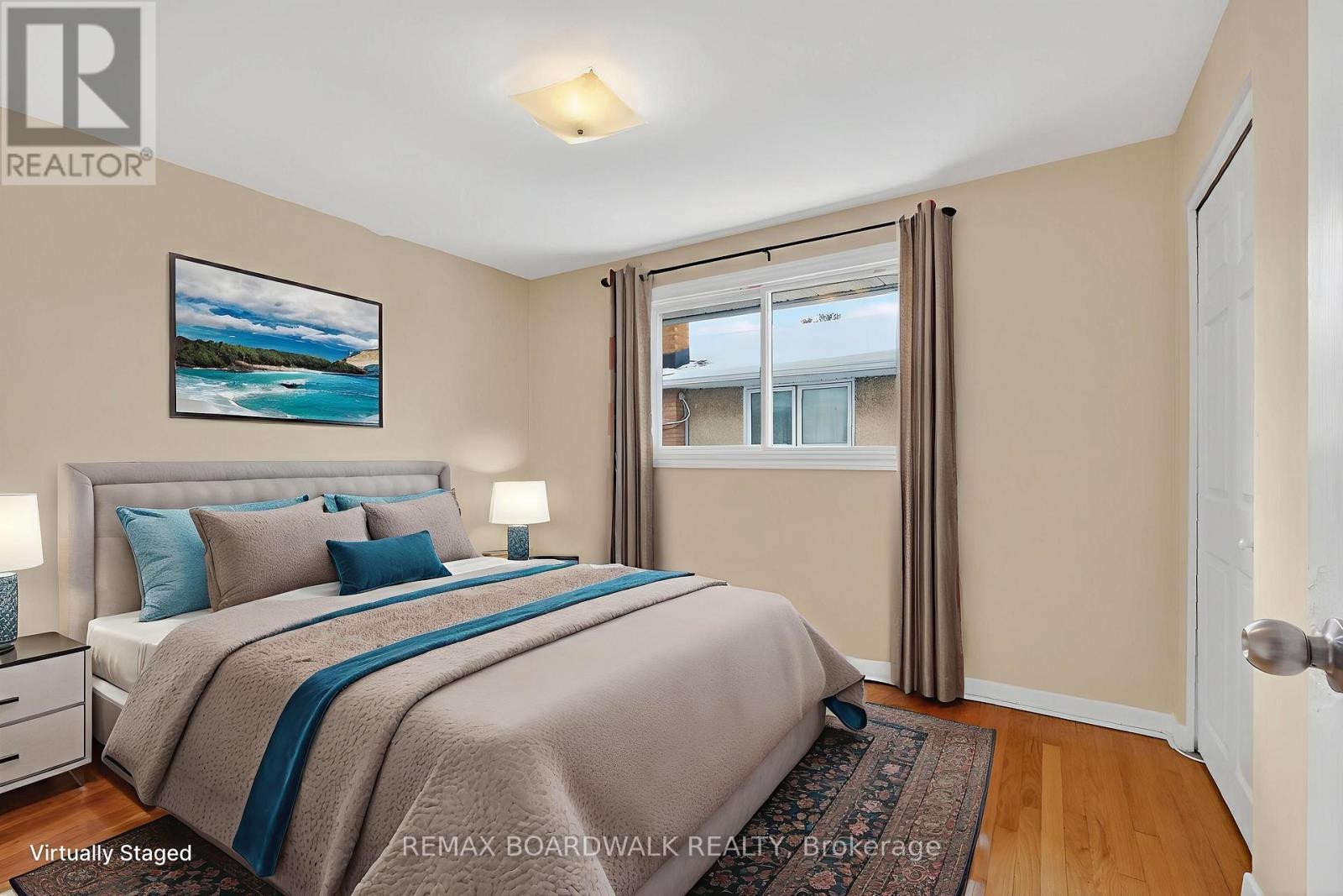 2666 Regina Street, Ottawa, ON - Indoor Photo Showing Bedroom