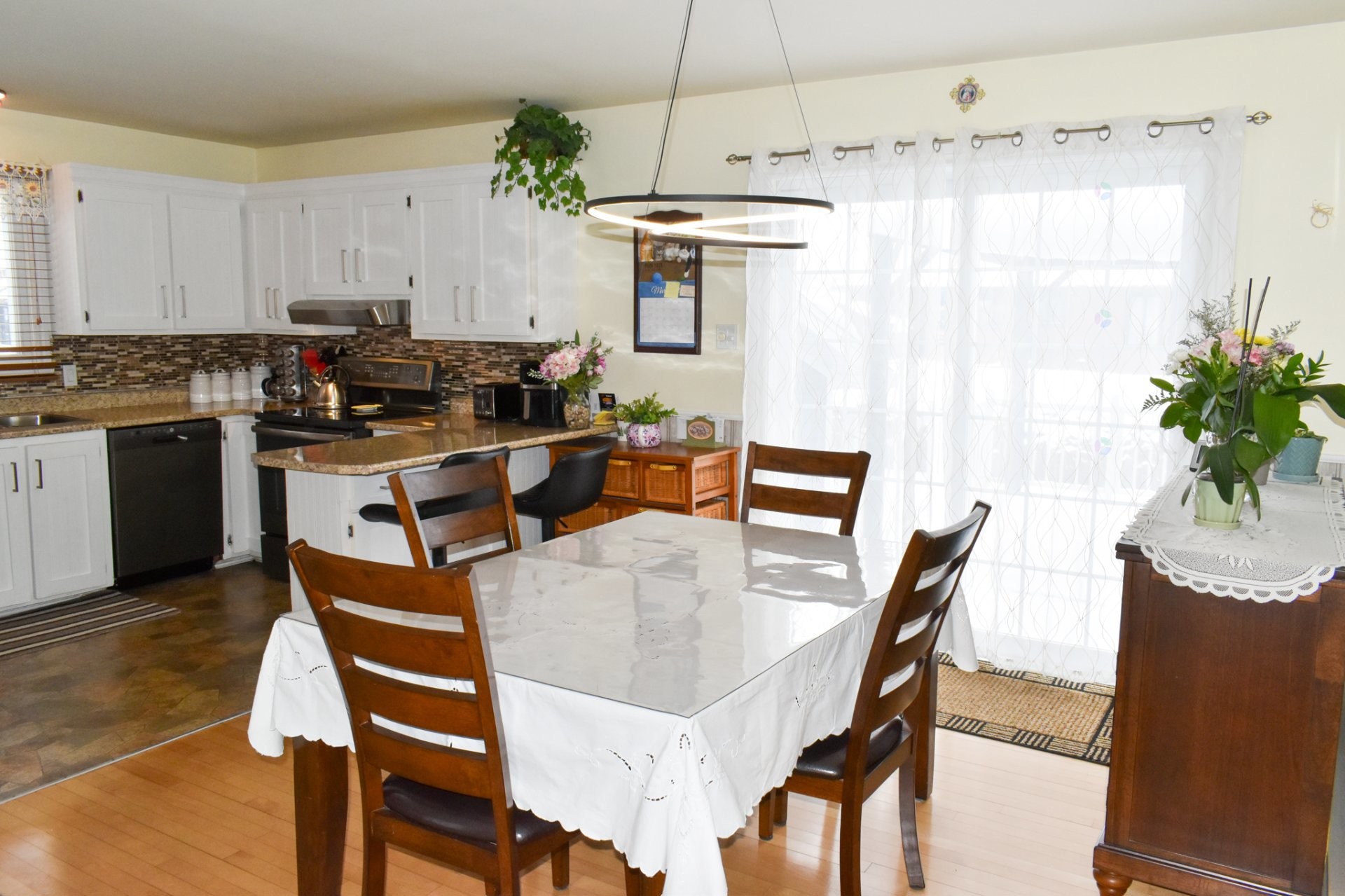 Dining Room - 485 Rue Labonté, Acton Vale, QC - Indoor